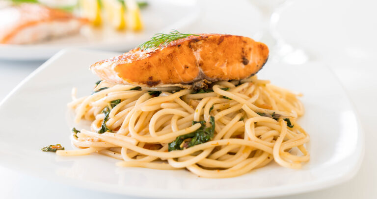Lazacos tejszínes spagetti